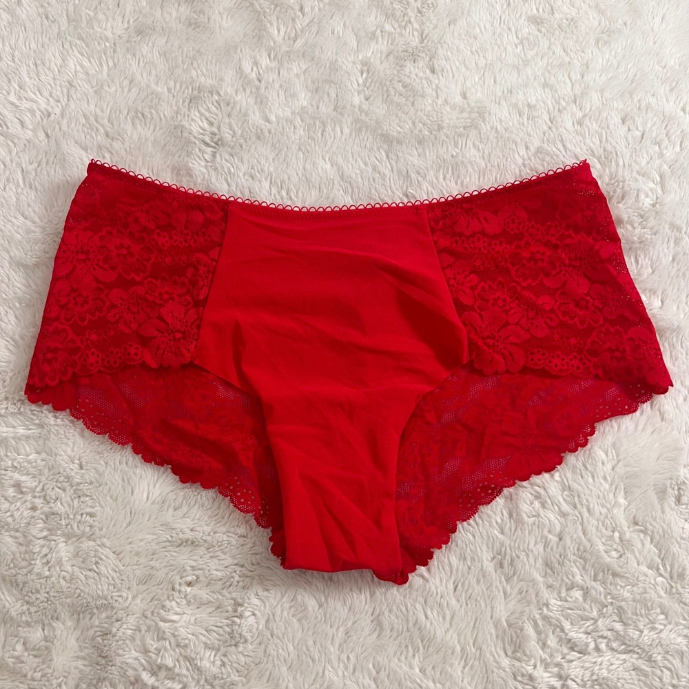 Victoria's Secret PINK Red Floral Lace Hipster Panties 11246717 M Intimates Lacy